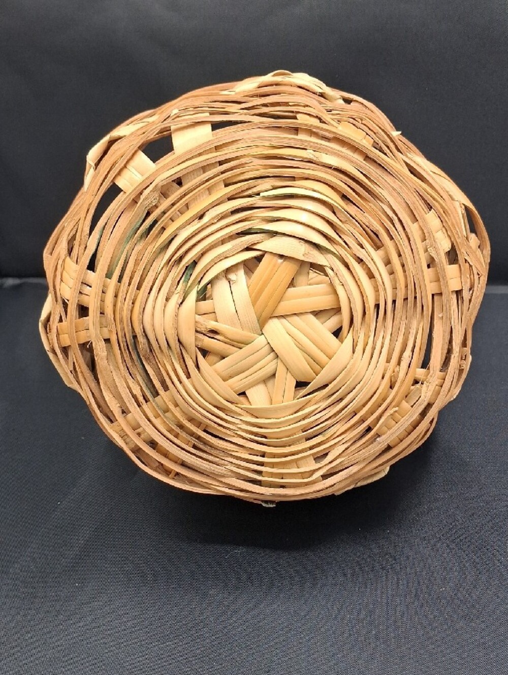 Woven Natural Rattan Basket with Handle - Picture 4 of 4